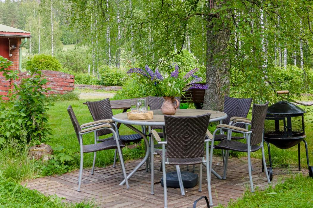 Poppelstrand Nuuksio, Pet Friendly Guest Apartment Eksteriør billede