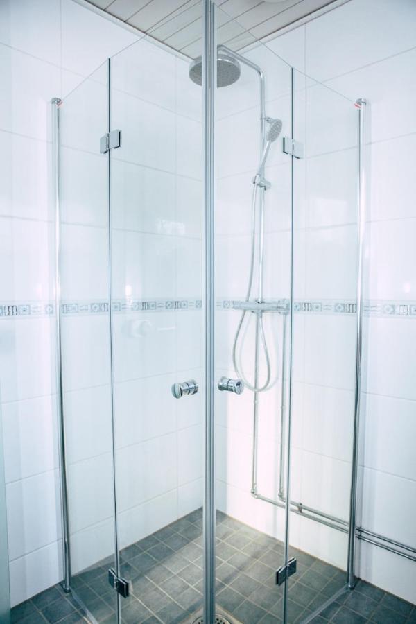 Poppelstrand Nuuksio, Pet Friendly Guest Apartment Eksteriør billede