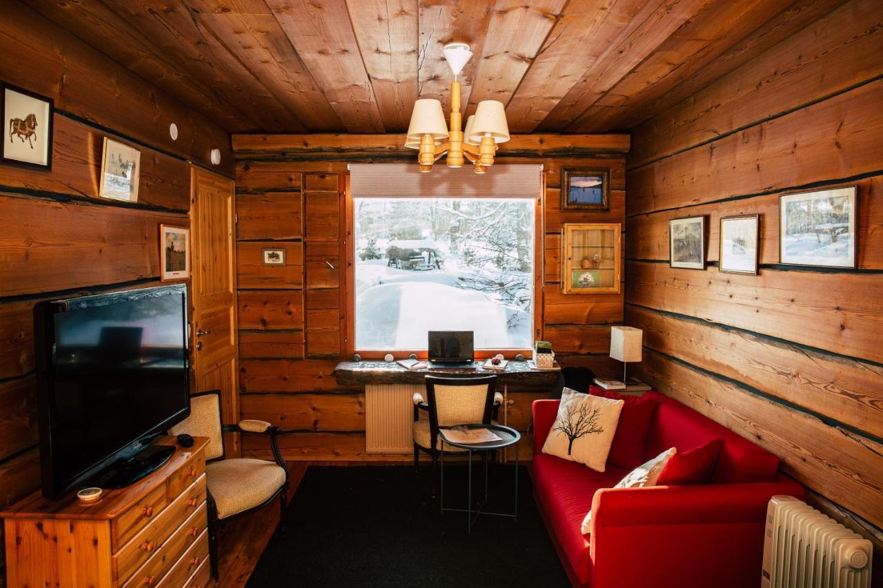 Poppelstrand Nuuksio, Pet Friendly Guest Apartment Eksteriør billede